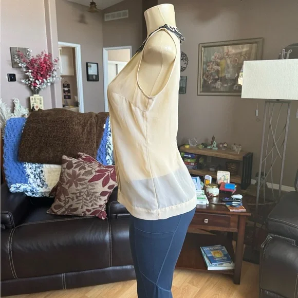 Charlotte Russe black & beige sheer sleeveless blouse-size M - Picture 3 of 9